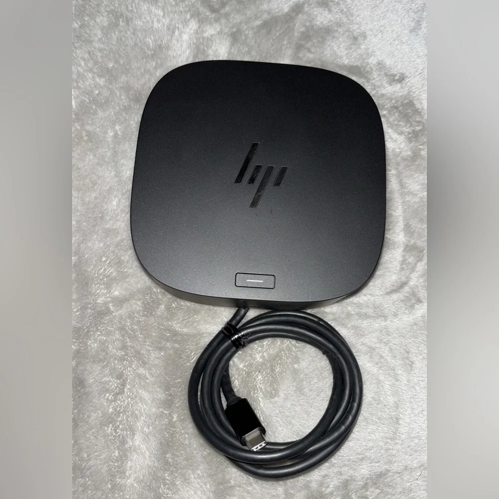 HP USB-C Hub G5 11-in-1 Multiport Adapter